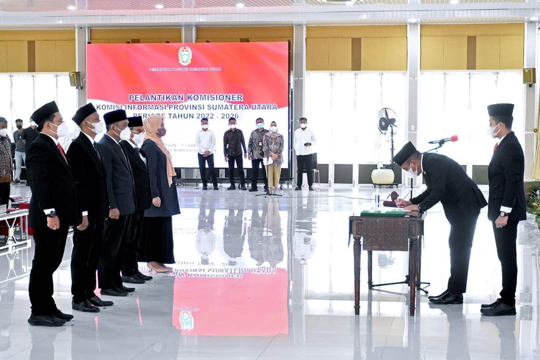 Gubernur Sumut Lantik Anggota Komisi Informasi