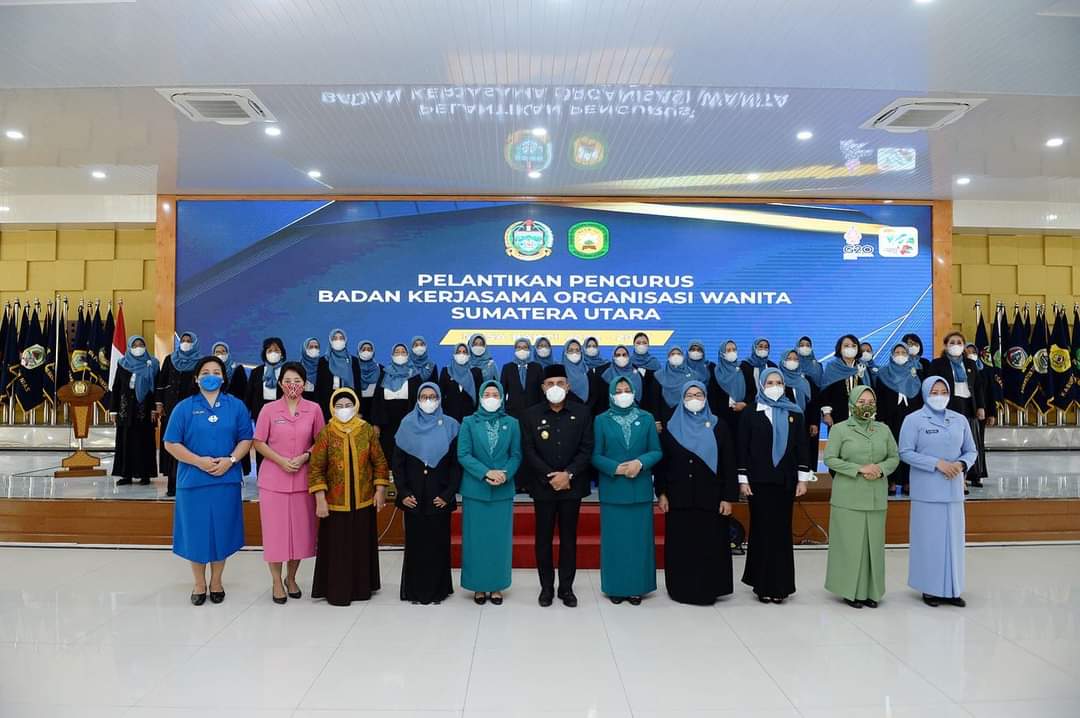 Gubernur Sumut Lantik Pengurus BKOW Sumut