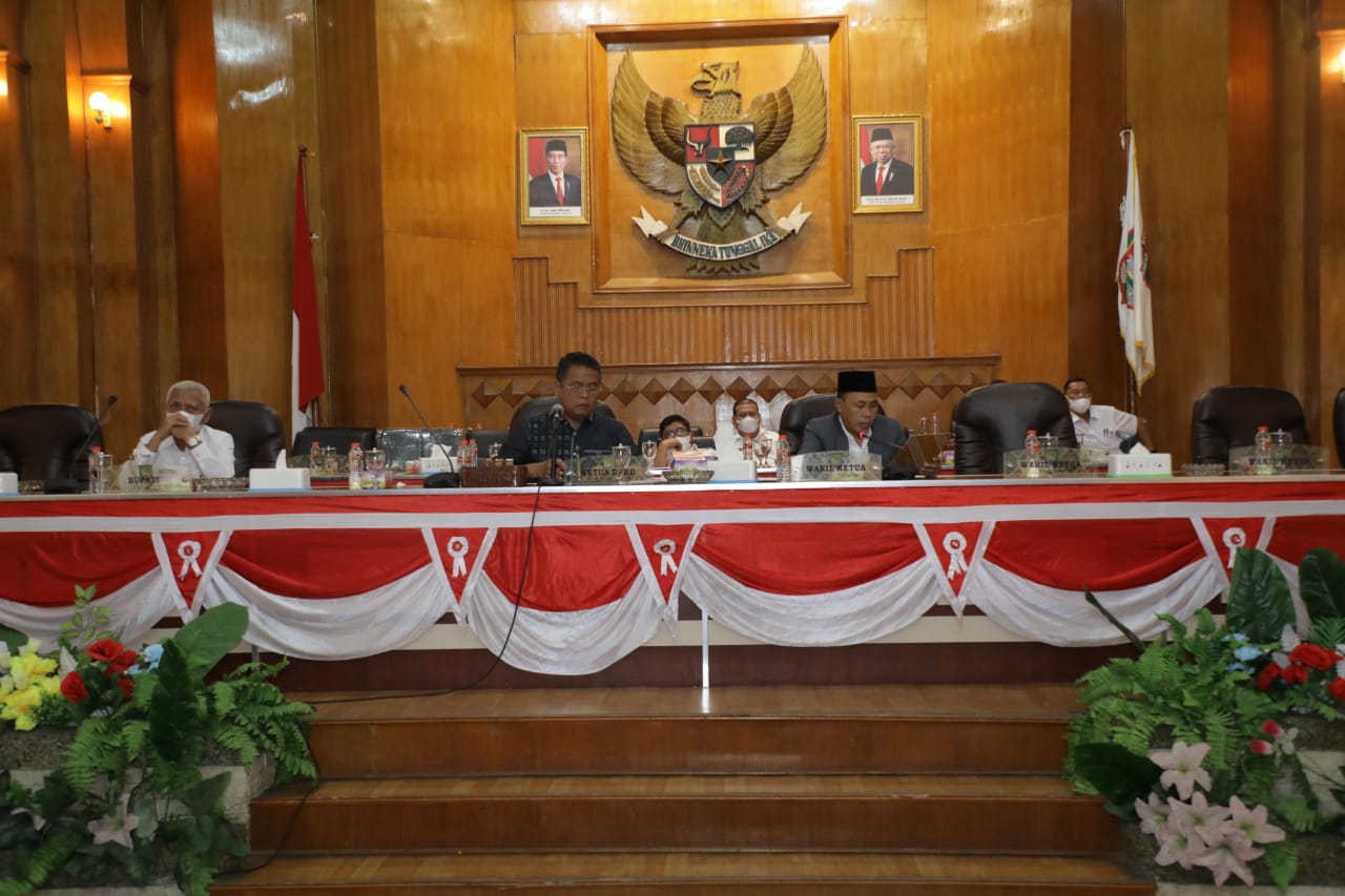 Pansus DPRD Asahan Sampaikan Hasil Pembahasan LKPJ Bupati
