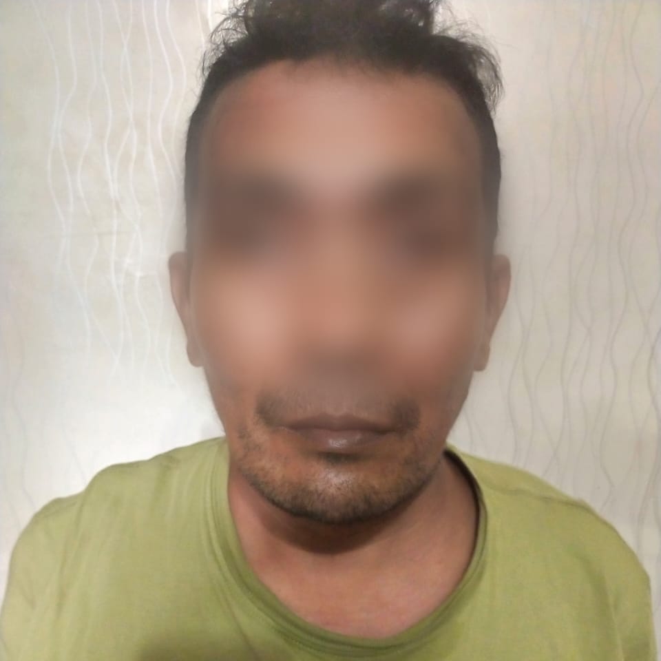 AS (46) warga Desa Pahlawan, Kecamatan Tanjung Tiram diringkus karena kedapatan mengantongi sabu seberat 9,25 Gram (Foto : Satnarkoba Polres BB)