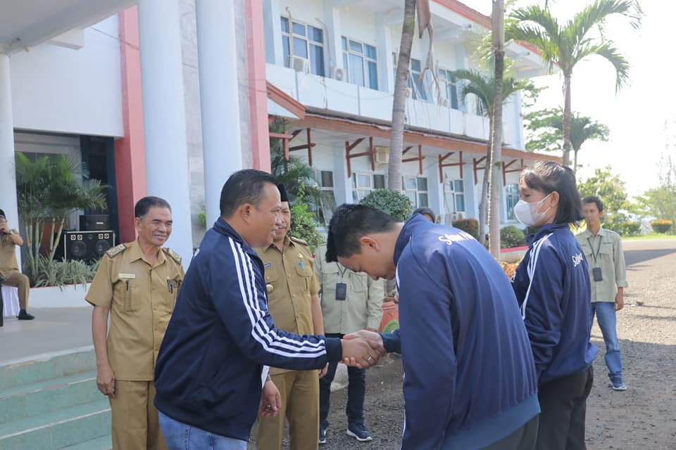 Kontingen Kabupaten Seluma ke Pekan Olahraga Pelajar Daerah ( Foto : MC Seluma)