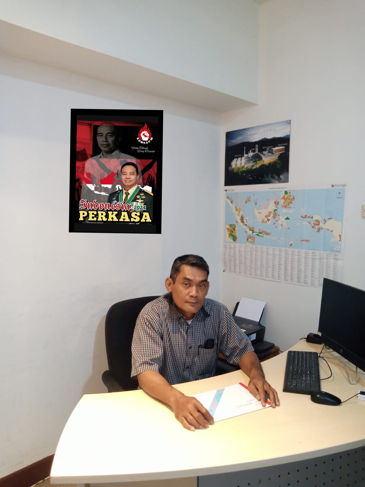 Yoga Hermawan selaku Koordinator Presidium Nasional Komunitas Mahasiswa dan Rakyat untuk Demokrasi ‘98 (KOMRAD’ 98) 