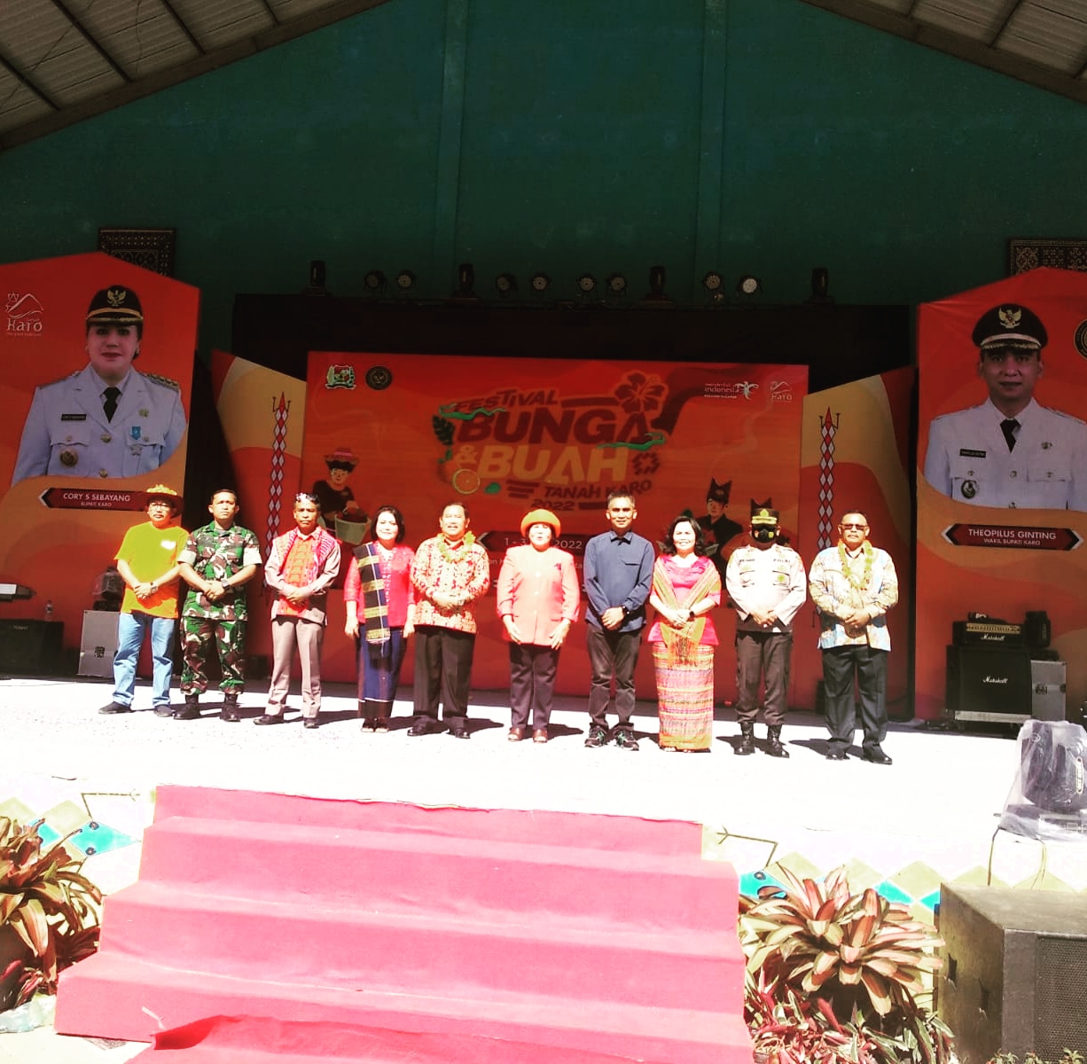 Bupati Karo Tutup Secara Resmi Festival Bunga dan Buah