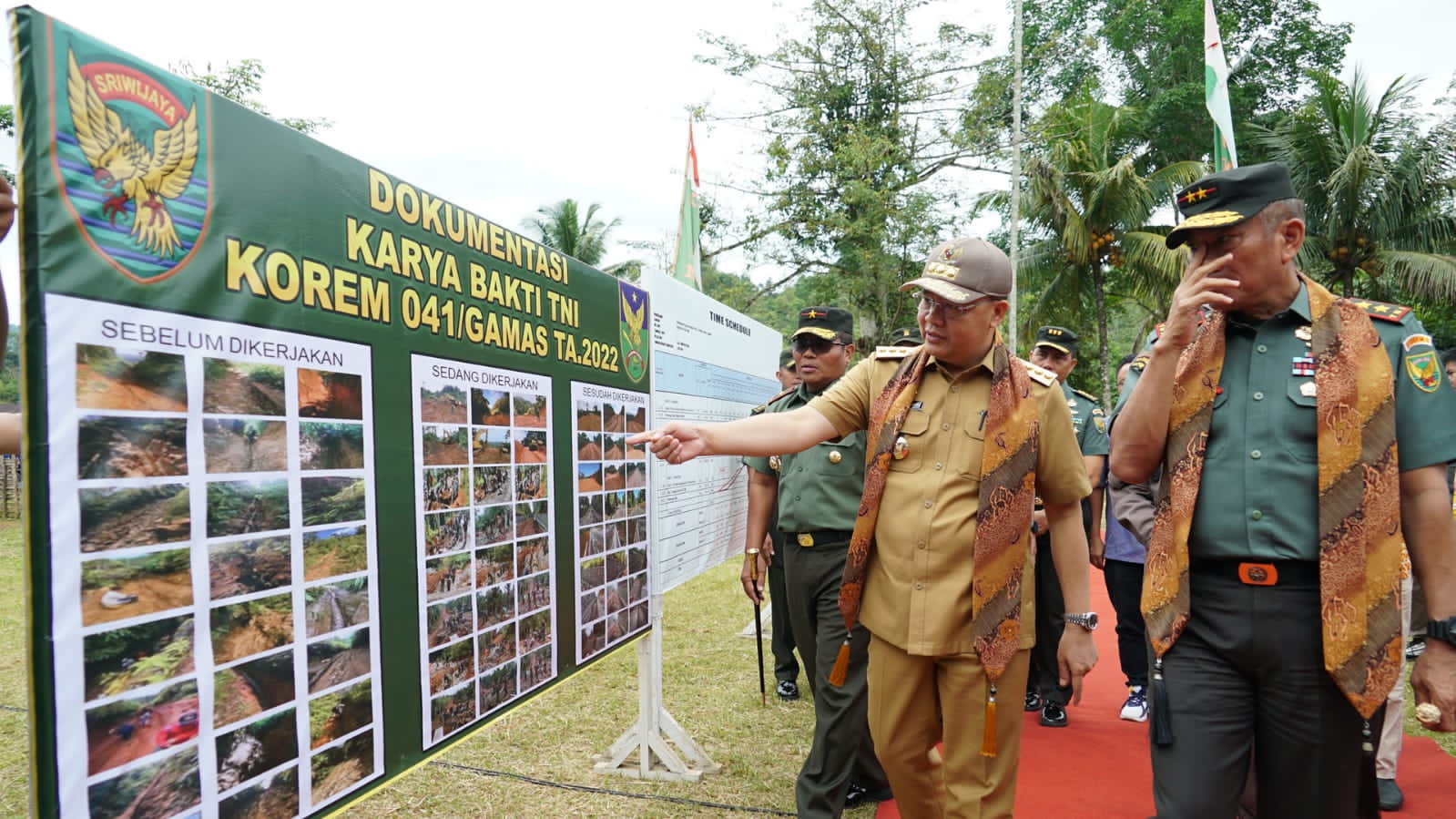 Rohidin usai penutupan Karya Bakti TNI Korem 041/Gamas tahun 2022 di Desa Padang Capo Ulu
