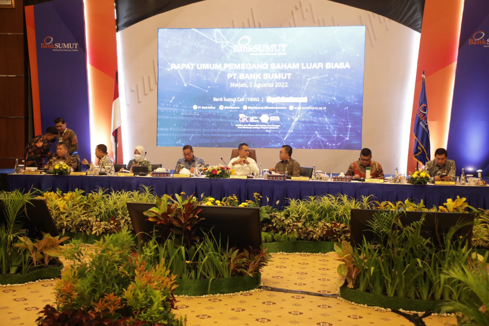 Rapat Umum Pemegang Saham Luar Biasa (RUPS LB) Bank Sumut menyepakati untuk mengangkat Prof Erlina sebagai Komisaris Independen Bank Sumut pada pelaksanaan RUPS LB yang digelar di Ballroom Lantai 10 Bank 