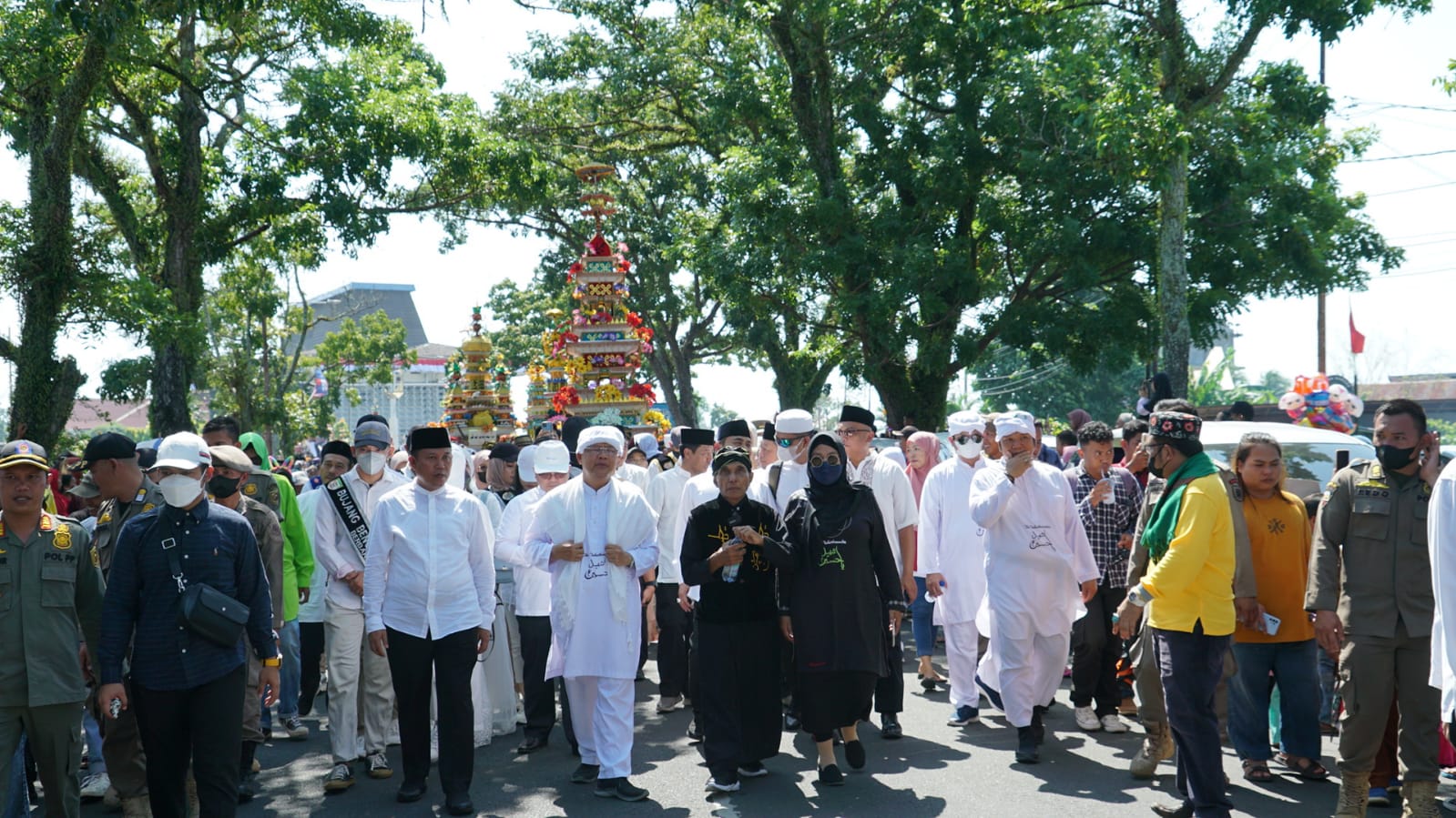 Gubernur Rohidin usai pimpin Pelepasan Prosesi Tabut Tebuang 2022
