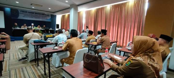 Kadinkes Hadiri FGD Penegakan Perda Nomor 2 Tahun 2011
