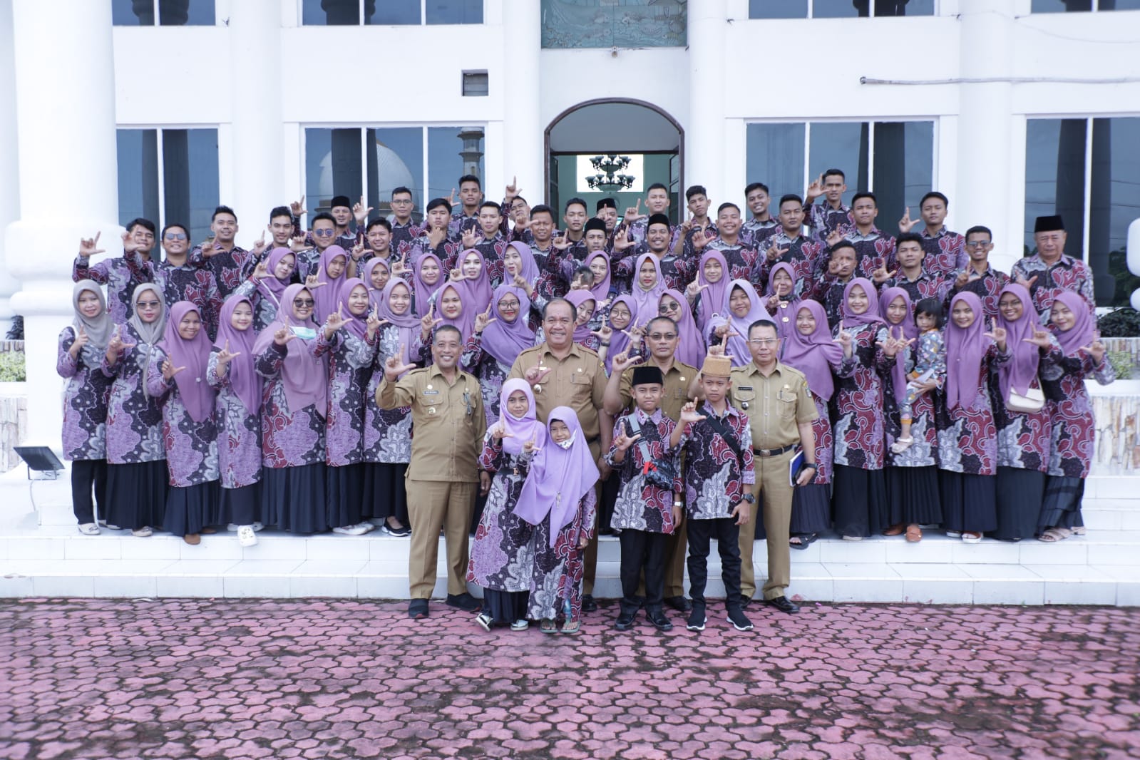 Wabup Asahan Lepas Kafilah Festival Seni Qasidah Tahun 2022