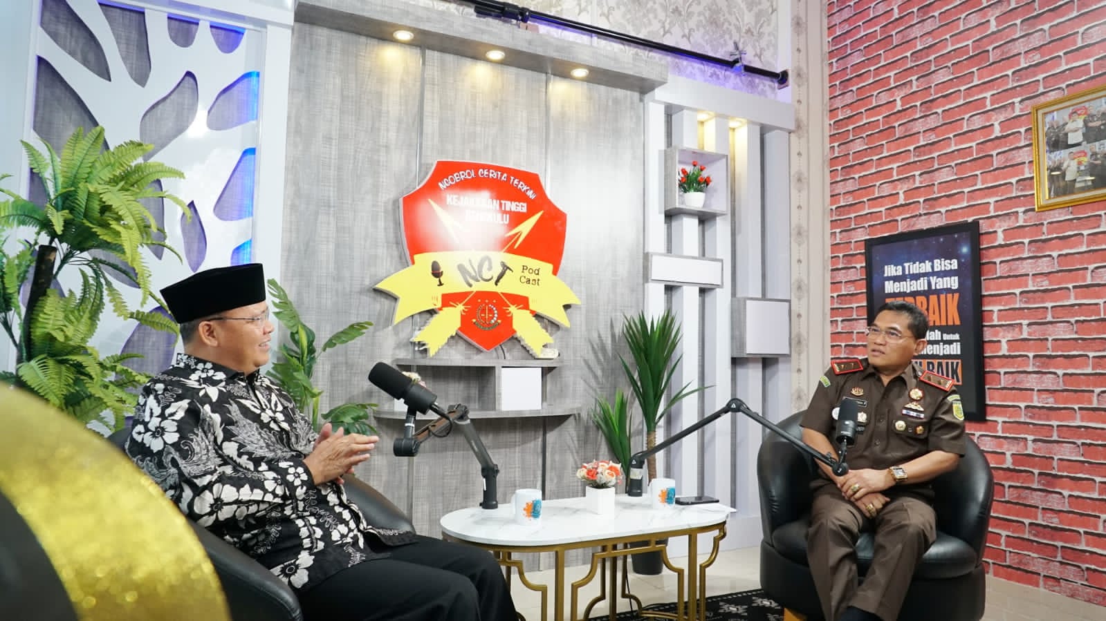Gubernur Rohidin Jadi Bintang Tamu Pertama Podcast NCT Kejati