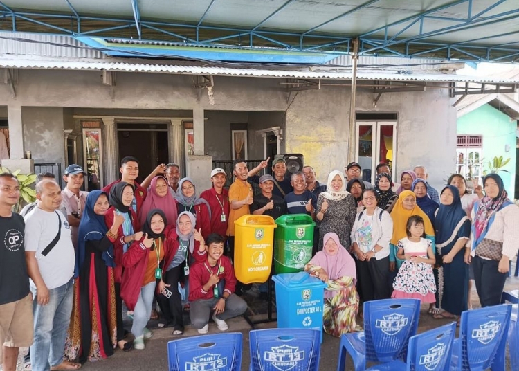 Usin Apresiasi Kader Lingkungan Kampung Melayu