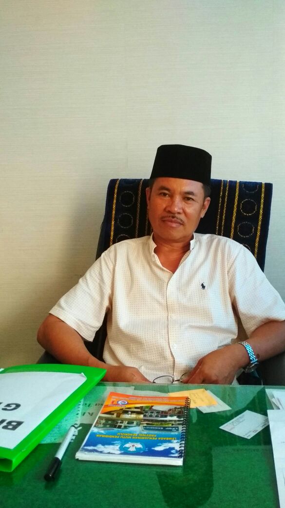 Sekretaris Dinas Pendidikan dan Kebudayaan Kota Bengkulu, Firman Jonaidi S.Pd