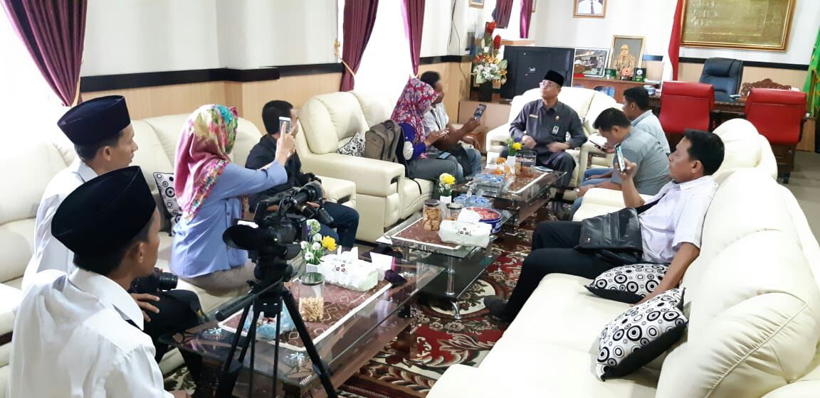 Kepala Kemenang Provinsi Bengkulu H.Bustasar