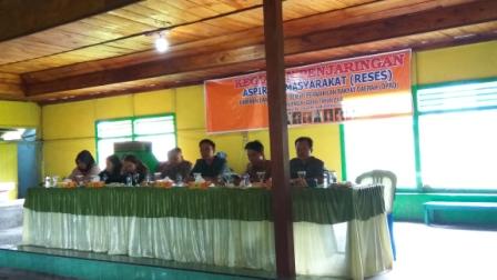 Reses kali ini dipimpin langsung oleh Ahmad Bursani dan didampingi anggota DPRD