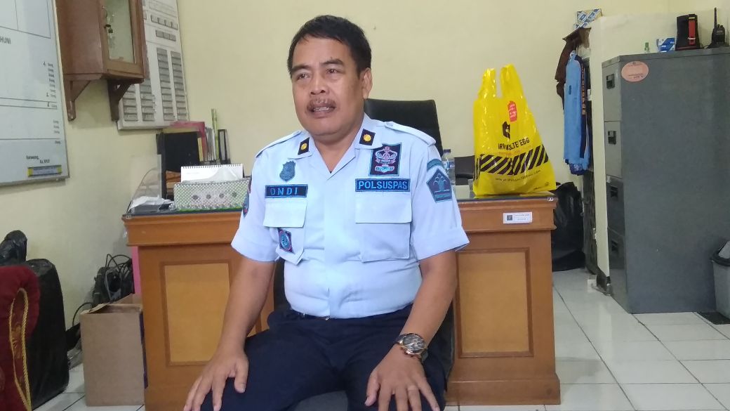 Kepala bagian registrasi lapas III A karawang, ondi