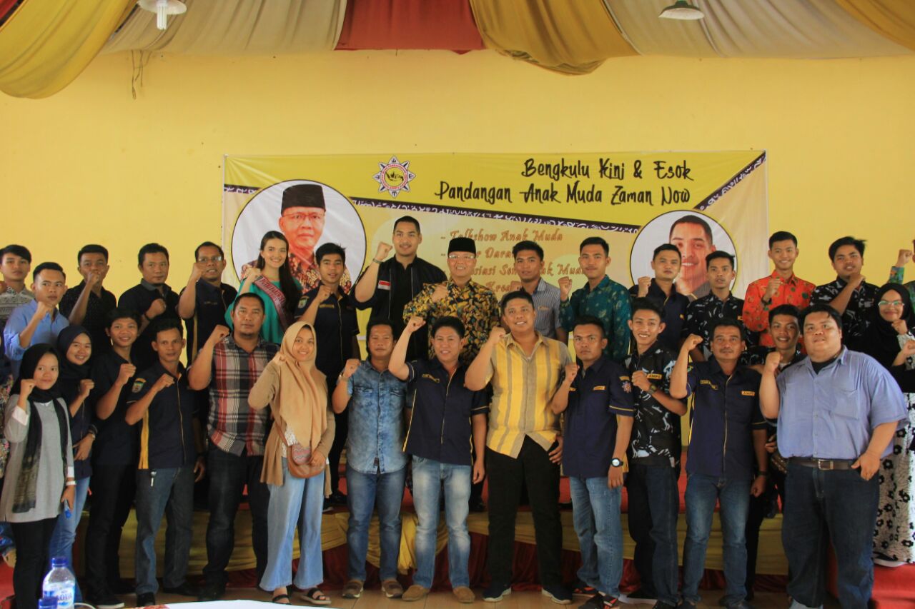 Angkatan Muda Pembaharuan Indonesia (AMPI), foto bersama usai acara