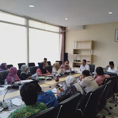 Bahas Perubahan Raperda DPRD Provinsi Gelar Hearing Bersama OPD