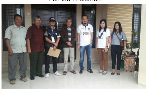 KPU Pakpak Bharat saat melakukan Gerakan Coklit