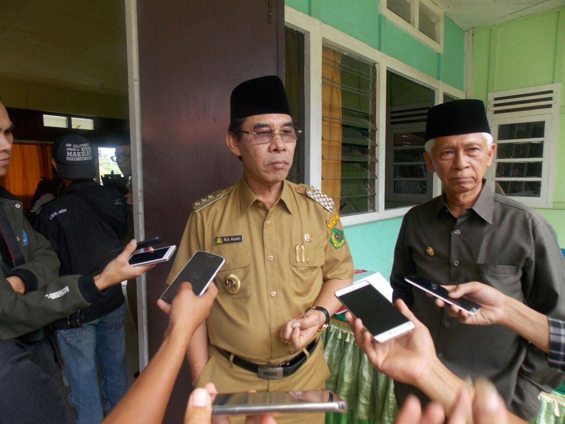 Bupati Kabupaten Rejang Lebong 
