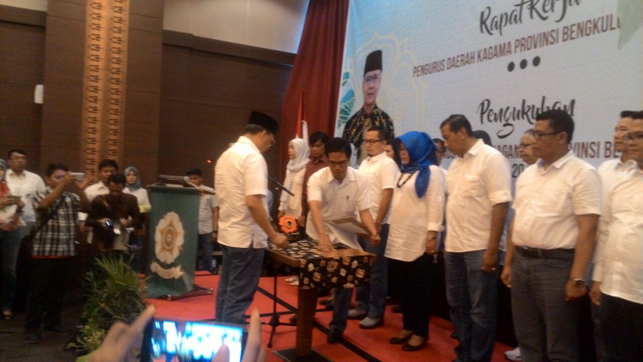 Pengurus Kagama kabupaten/Kota Se-Provinsi resmi dilantik Gubernur 