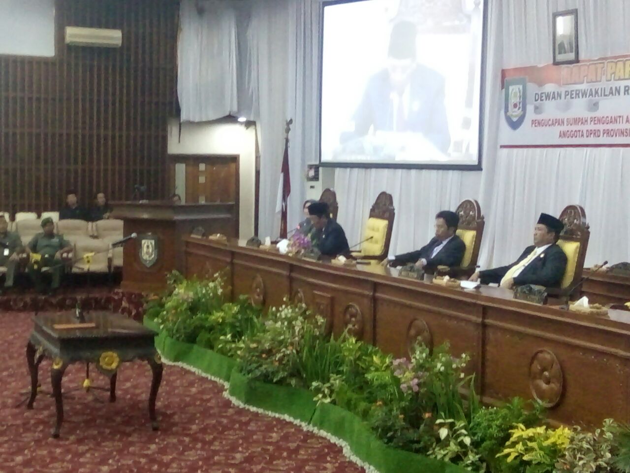Rapat Paripurna dipimpin langsung oleh Ketua DPRD Provinsi Bengkulu Ihsan Fajri