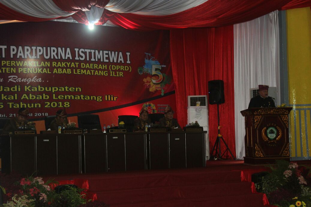 Tampak Paripurna HUT Pali di pimpin langsung oleh ketua DPRD