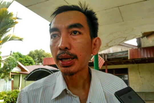 Timhum Helmi-Dedy, Agustam Rachman