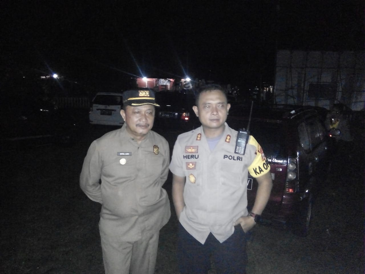 Tampak Kapolres Bengkulu dan Satpol PP memantau Langsung Pleno PPK