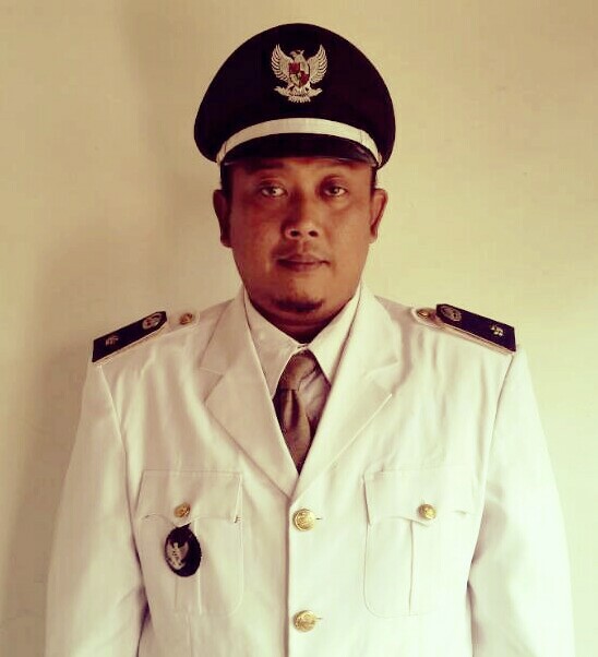 Kepala desa Tiyuh Daya