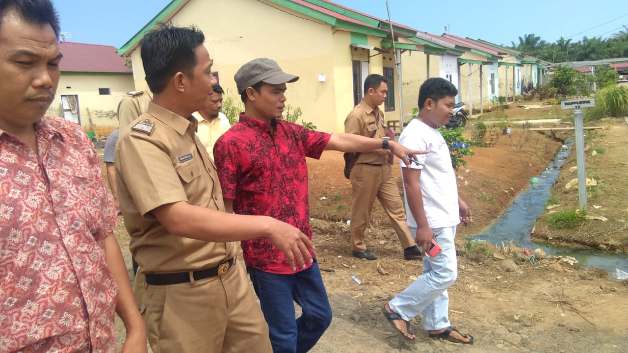 Tampak Teuku Zulkarnain Meninjau Langsung Lokasi