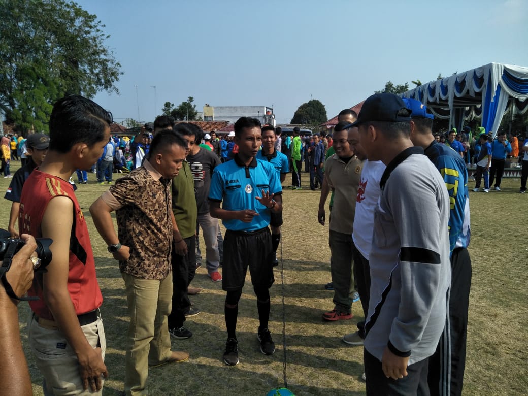 Suasana Kick Off 
