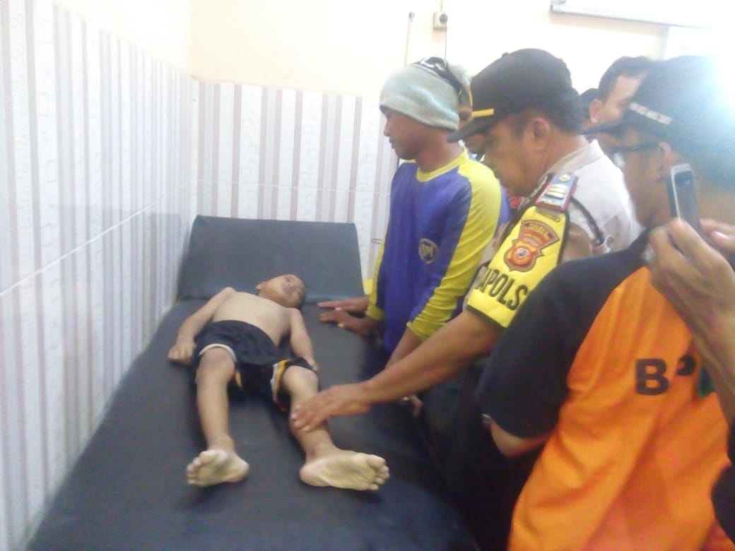 Nampak Jenazah Terbaring Di Puskesmas