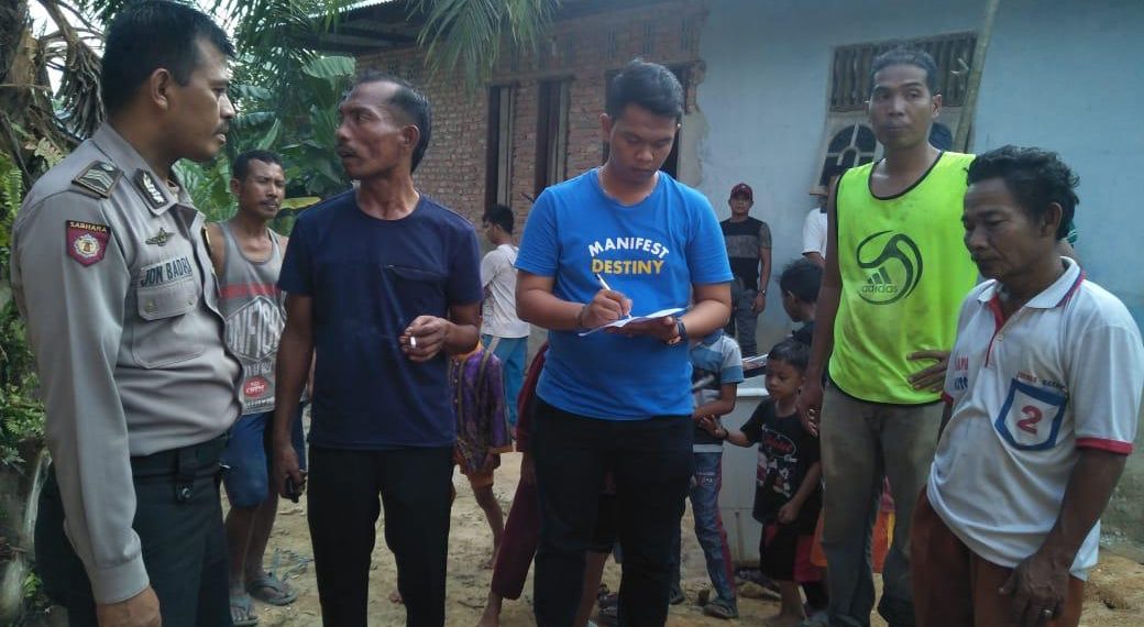 Tampak Pihak Kepolisian Lakukan Olah TKP