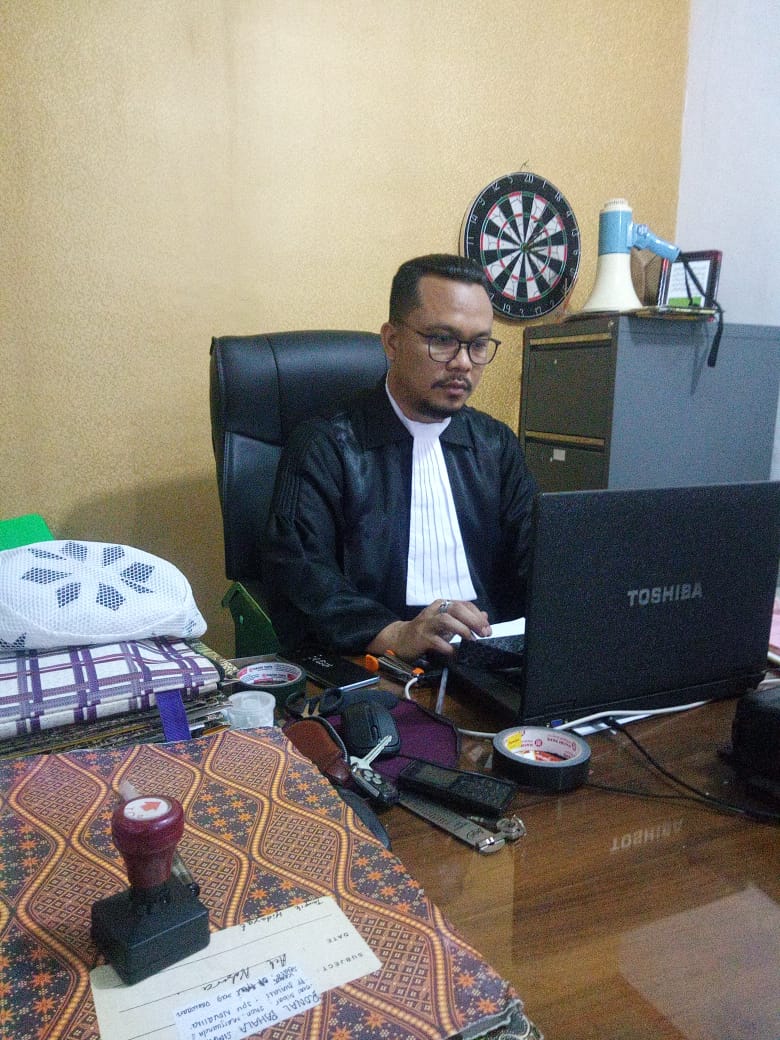 ketua Lembaga Bantuan Hukum Bela Rakyat Indonesia (LBH -BRI) Labuhanbatu 