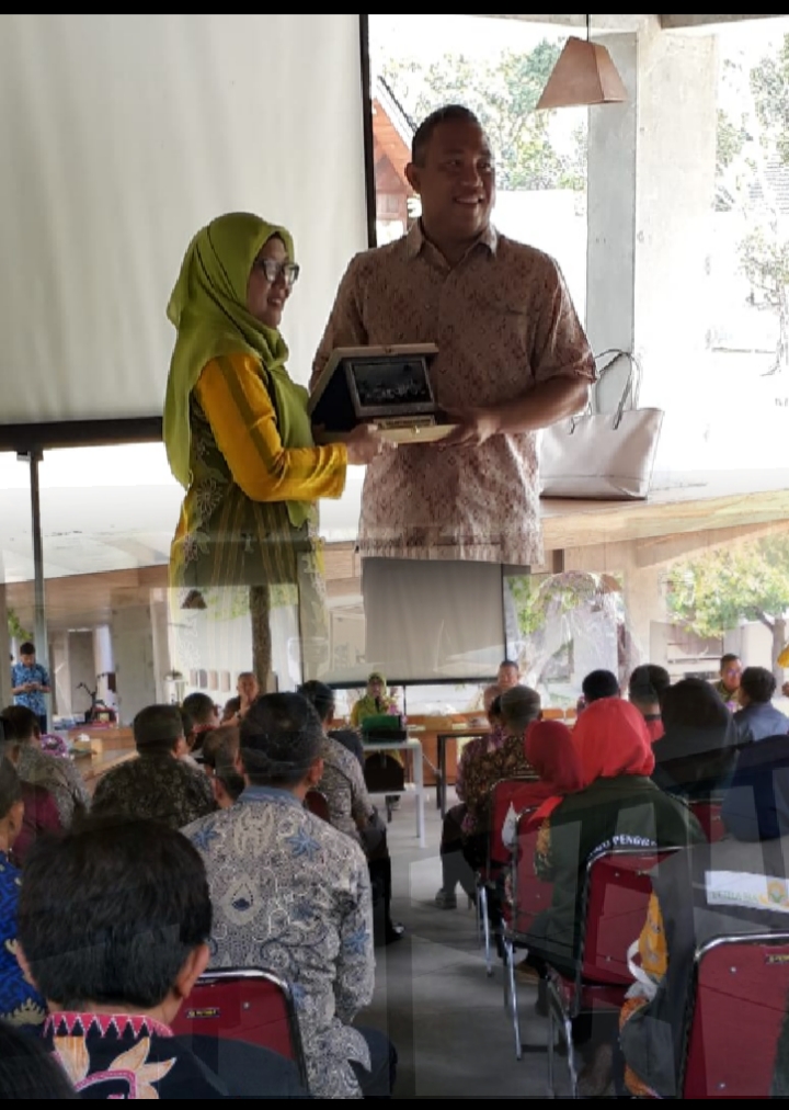 Pemkab Tubaba Komitmen Majukan Dunia Pendidikan