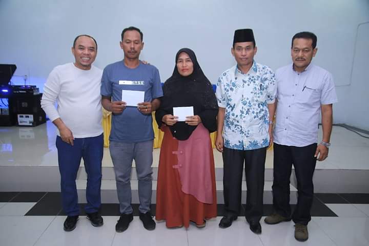 Bupati Labuhanbatu Berangkatkan Petani Magang ke Jawa Barat