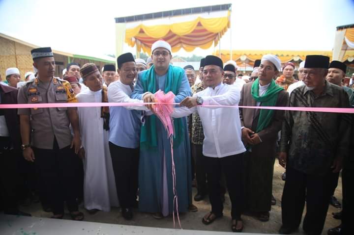 Bupati Labuhanbatu Kunjungi Pesantren Darus Sholihin