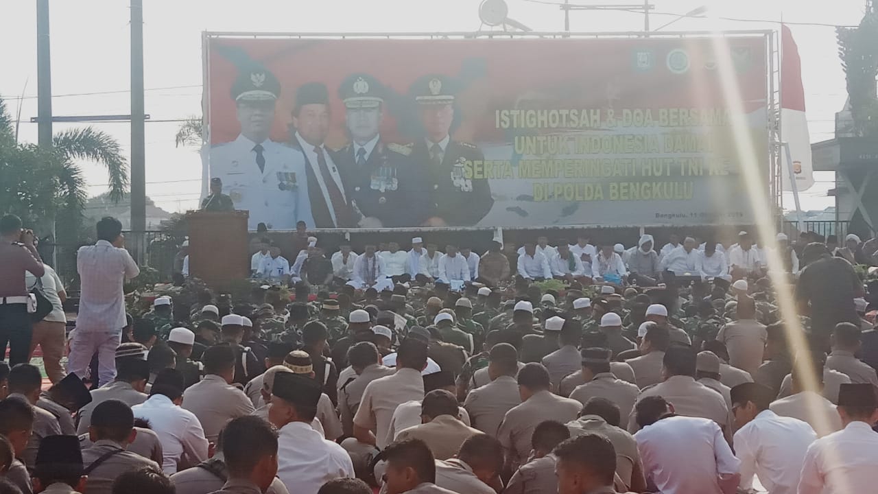 Polda Bengkulu Gelar Istighotsah