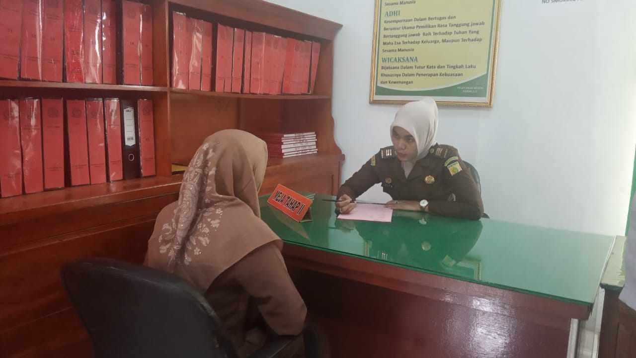 Kejari Tahan Mama Muda 22 Tahun