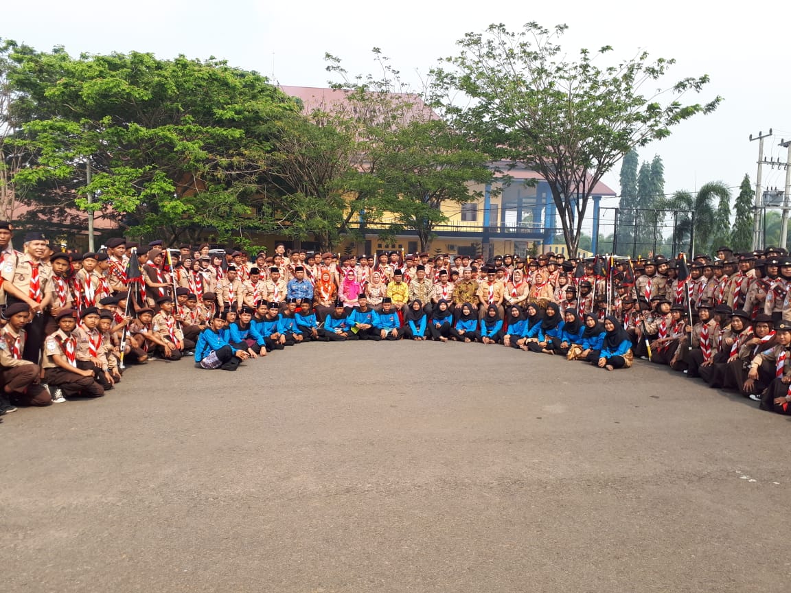 Asisten II Lepas Kontingen Pramuka Kota Bengkulu