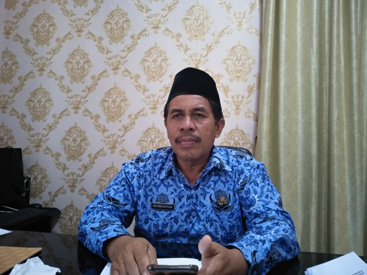 Kepala SMAN 5 kota Bengkulu Bermansyah
