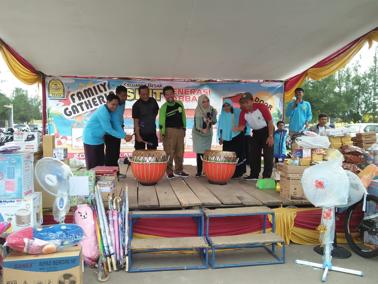 SD IT Generasi Rabbani Kota Bengkulu Gelar Family Gathering