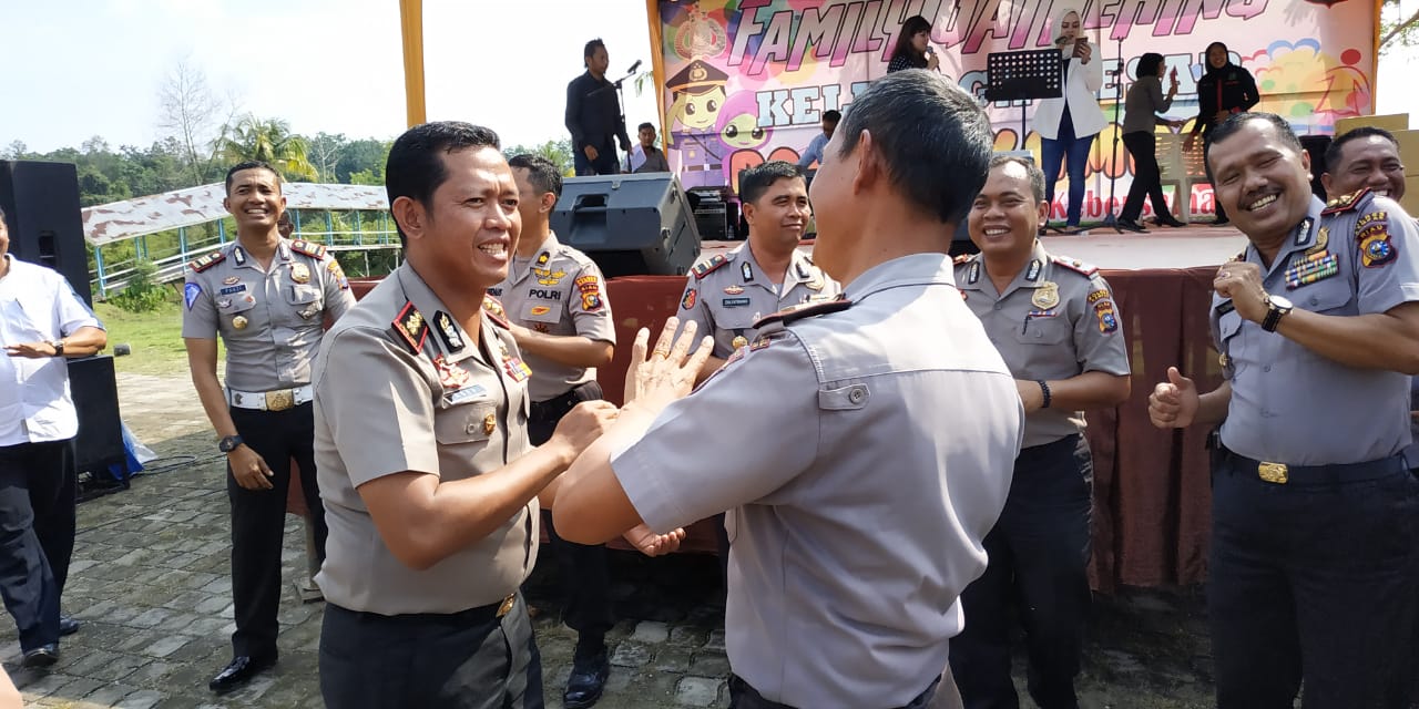 Lepas Kepindahan AKBP Asep Polres Kampar Gelar Family Gathering
