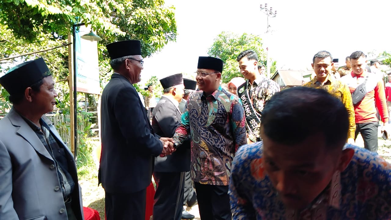 Hadiri Acara Syukuran Samsu Amanah Gubernur Rohidin Berbaur dengan Masyarakat