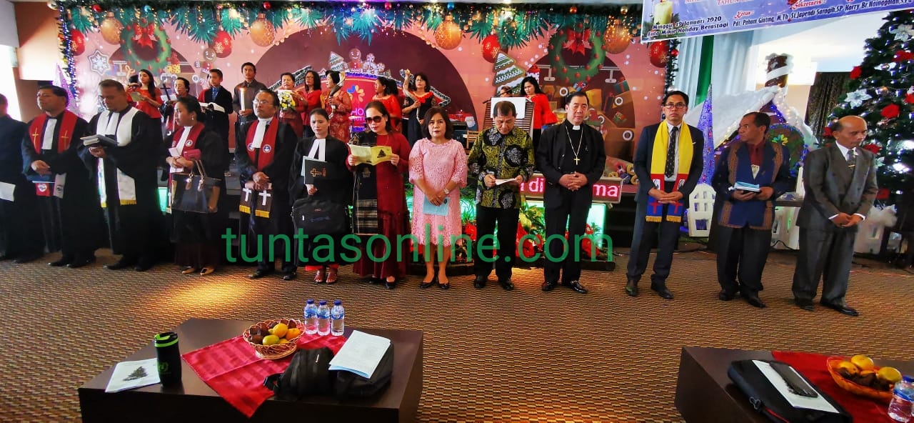 Bupati Karo Hadiri Perayaan Natal dan Syukuran Tahun Baru Oikumene