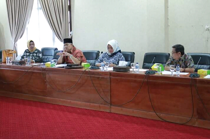 Komisi III Hearing Bersama Disprindag Guna Prioritaskan Perbaikan Tera