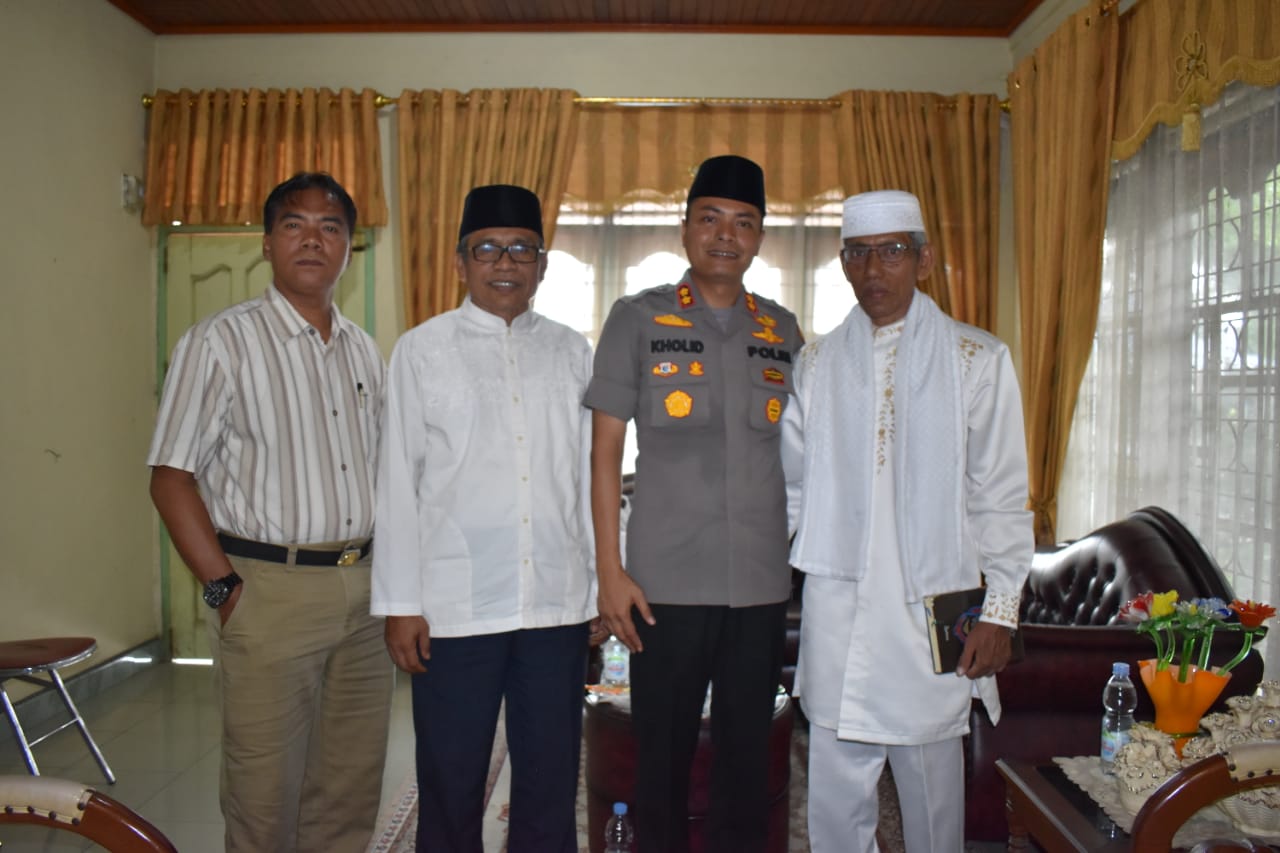 Kapolres Kampar Silaturrahmi ke Pimpinan Pondok Pesantren Daarun Nahdhah Thayabib