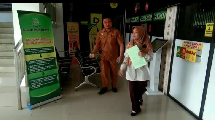 Dugaan Gratifikasi Proyek Alun-alun Kota Kejari Kembali Panggil Orang Terkait
