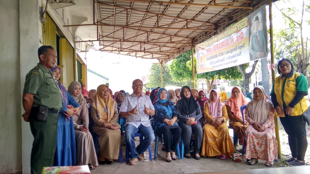 Reses di Simpang Kandis Sumardi Terima Keluhan Terkait Iuran BPJS
