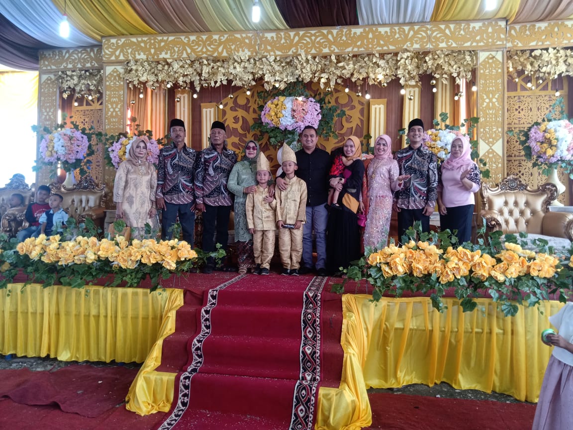 AKP Fadlun Hadiri Khitanan Cucu Tomas Labuhanbatu