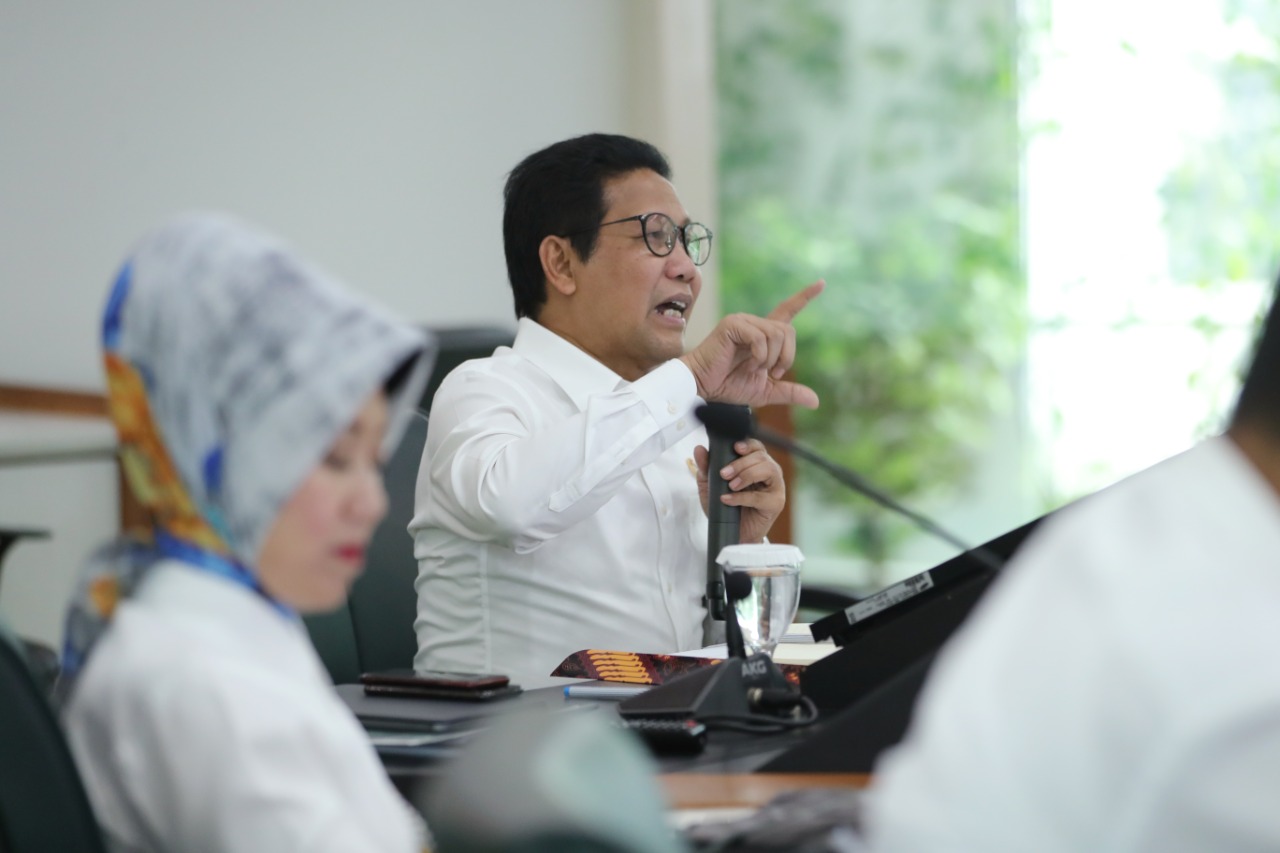 Kelola Dana Desa Secara Non Tunai Pemkab Kubu Raya Diapresiasi Mendes PDTT